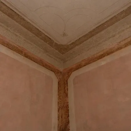 Apartment Domus Picta Roomy Rom