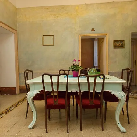 Domus Picta Roomy Rom