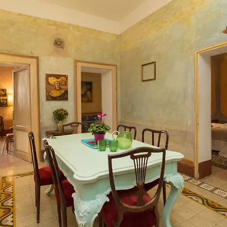 Apartment Domus Picta Roomy