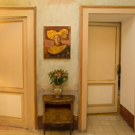 Domus Picta Roomy Rom