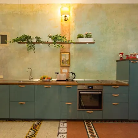 Domus Picta Roomy * Rom